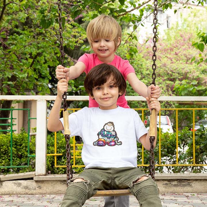 SUNNY STYLES FOR LITTLE EXPLORERS